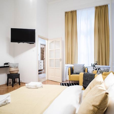 Garden Trees Apartment Βουδαπέστη Εξωτερικό φωτογραφία