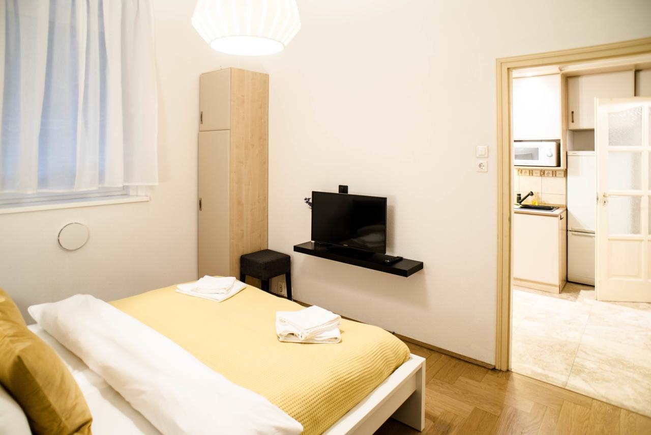 Garden Trees Apartment Βουδαπέστη Εξωτερικό φωτογραφία
